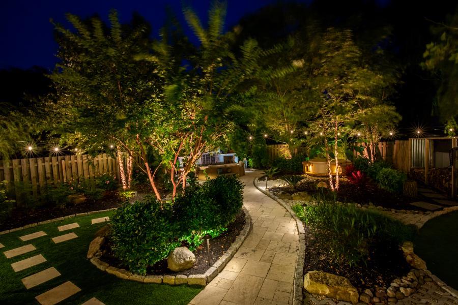 Why Builders Should Consult with Landscape Lighting Companies Early